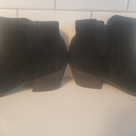 Kate and Mel women's black western leather booties - Picture 5 of 14